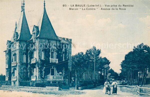 La Baule sur Mer 44 Vue prise du Remblai Manoir La Cotiere