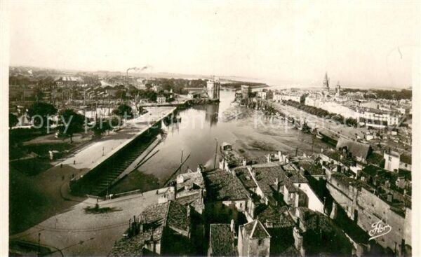 La Rochelle 76 Panorama du Port