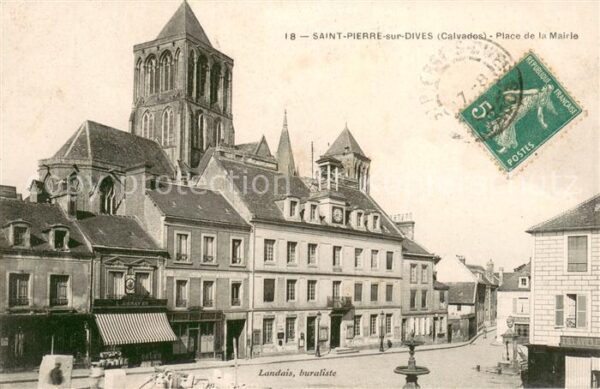 Saint-Pierre-sur-Dives Place de la Mairie