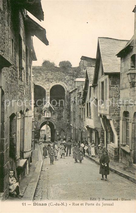 Dinan 22 Rue et Porte du Jersual