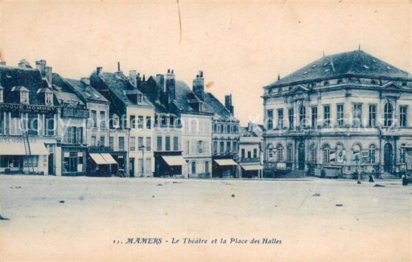 Mamers 72 Le Theatre et la Place des Halles