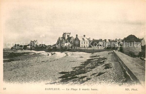 Barfleur Manche La Plage a maree basse