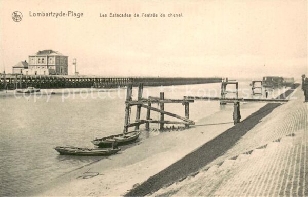 Lombartzyde Les Estacades de l’entree du chenal