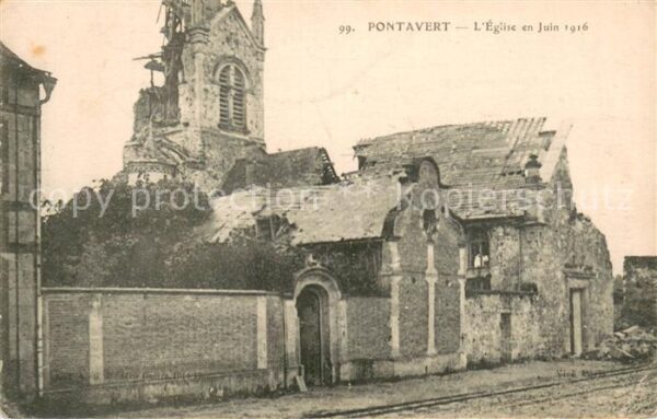Pontavert Eglise en Juin 1916 apres bombardement