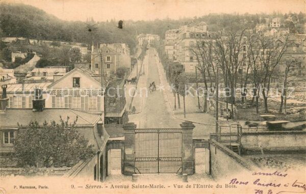 Sevres Avenue Sainte Marie Vue de l’Entree du