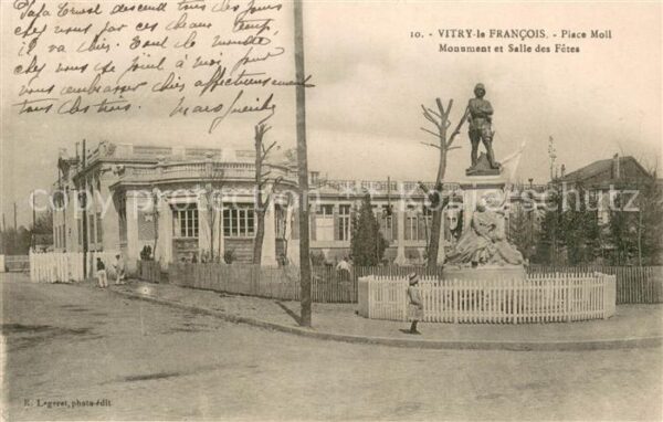 Vitry-le-Francois Piece Moll Monument et Salle des Fetes