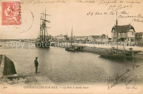Courseulles-sur-Mer Le Port a maree baute