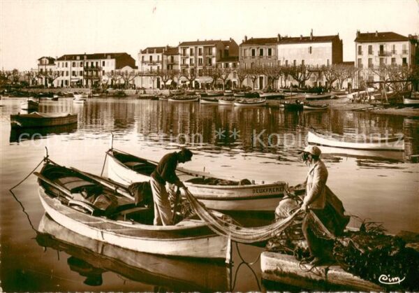 Saint-Raphael 83 Le Port