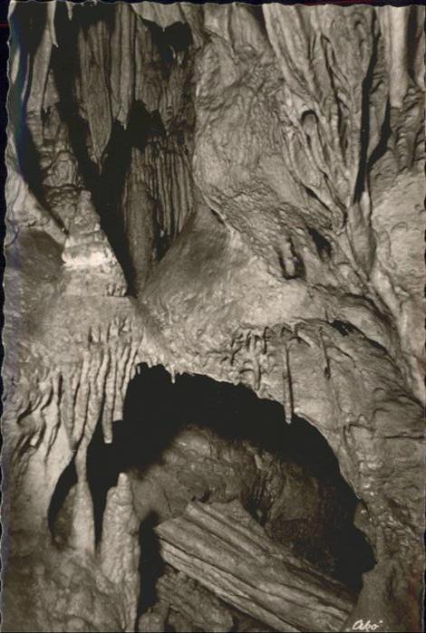 Hoehlen Caves Grottes Tropfsteinhöhle Fränkische Schweiz
