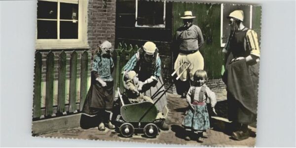 Trachten Kinderwagen Kinder