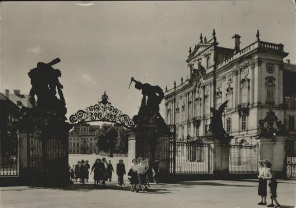 Prag Prahy Prague Hradschinplatz