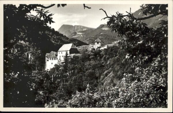 Bozen Suedtirol Castel Roncolo Schloß Runkelstein