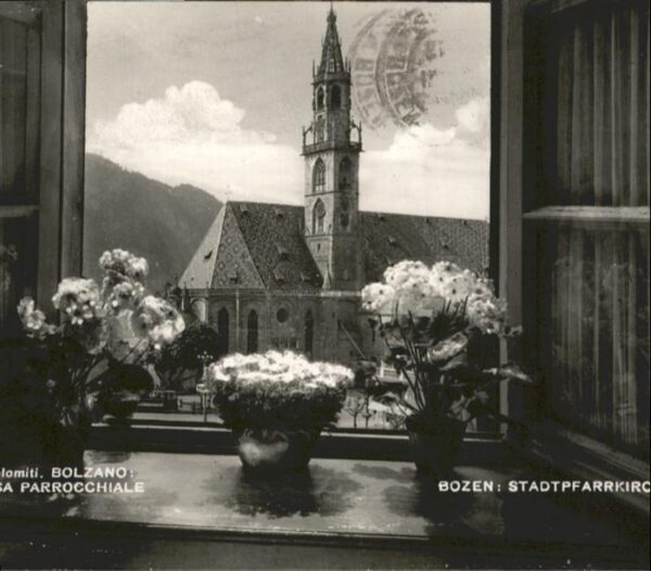 Bozen Suedtirol Stadtpfarrkirche