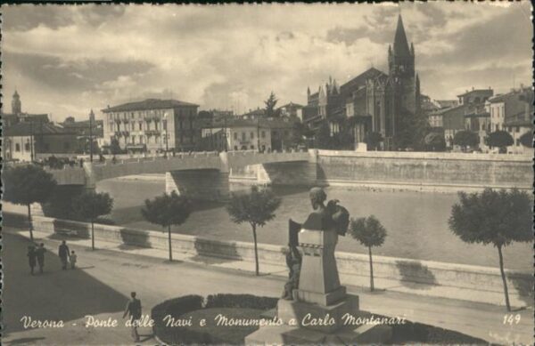 Verona Veneto Monumento Carlo Montanari