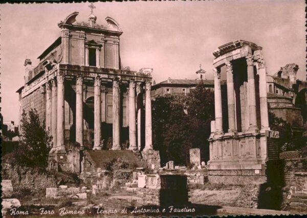 Rom Roma Foro Romano Tempio di Antonina e Fausti