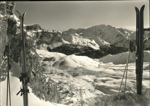 Passo Sella m. 2210 Toni Demetz m. 2685