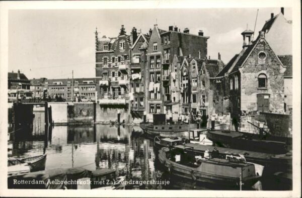 Rotterdam Aelbrechtskolk Zakkendragershuisje Boot