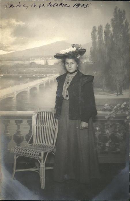 Hutmode Frau