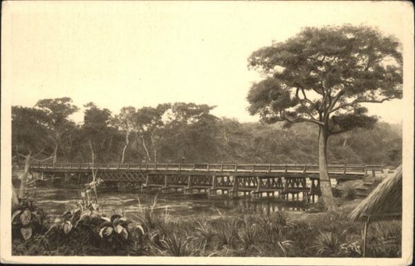 Brazzaville Pont de bois le Djoue