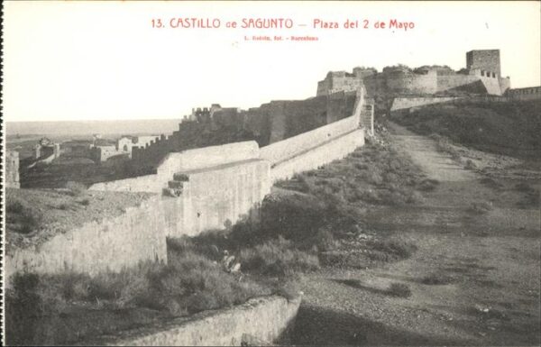 Castillo Sagunto Plaza del 2 de Mayo