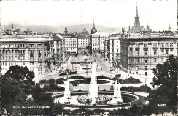 Wien Schwarzenbergplatz Springbrunnen Strass