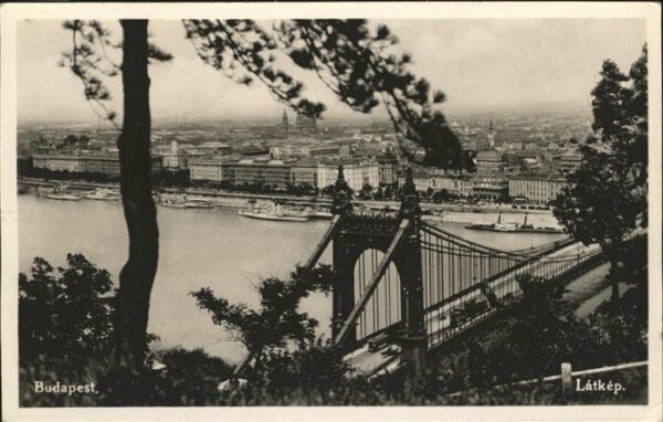 Budapest Schiff Brücke