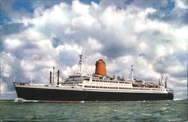 Schiffe Ships Navires Flaggschiff Vierschrauben TS Bremen 32