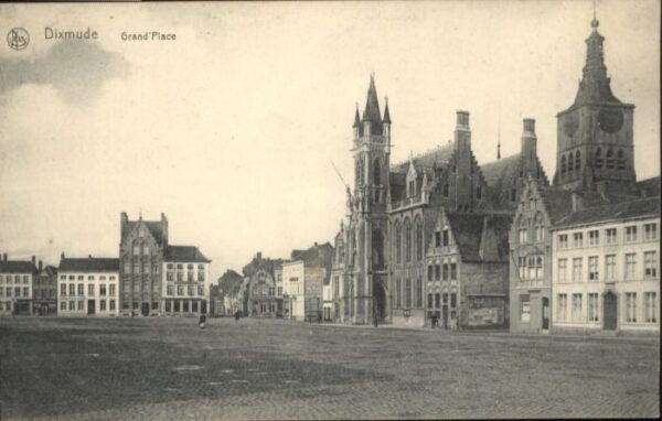 Dixmude Grand Place