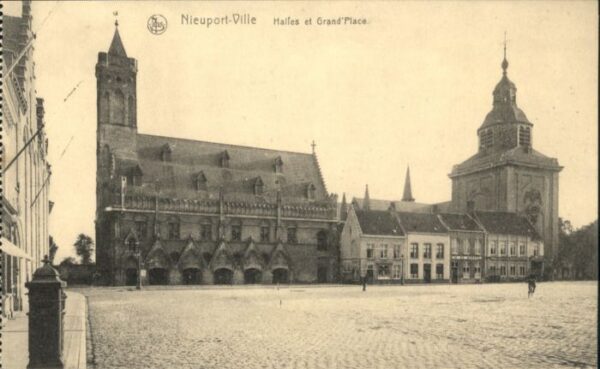 Nieuport-Bains Nieuport Ville Halles Grand Place