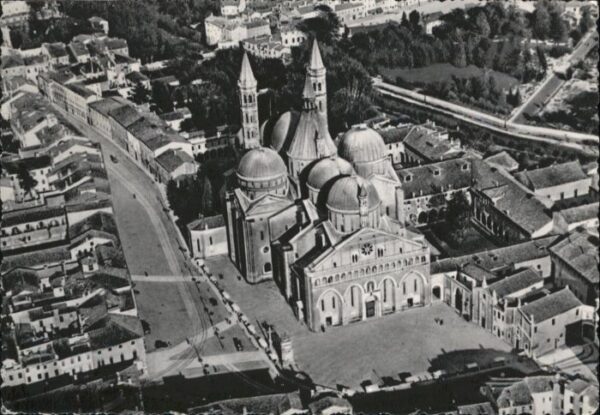Padova Fliegeraufnahme Chiesa Santo vista dall