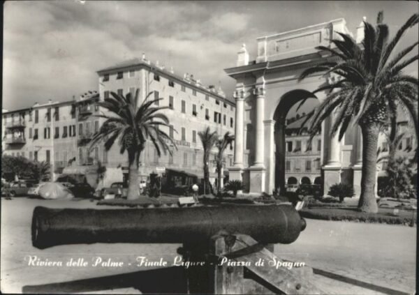 Pietra Ligure Piazza Spagna Italien
