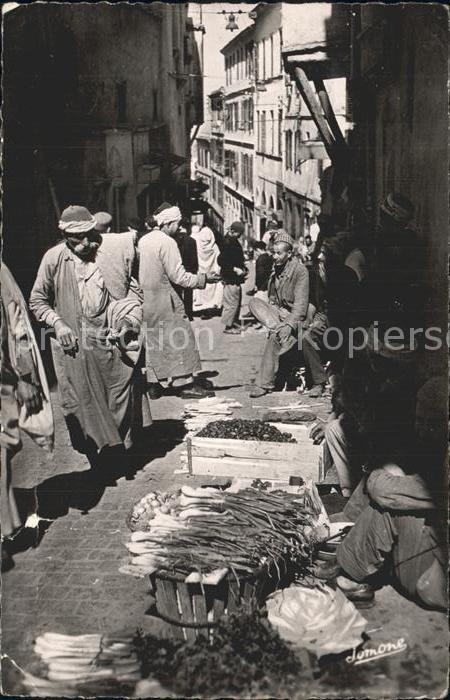 Alger Casbah Marchand de legumes