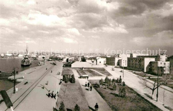 Tulcea Promenade