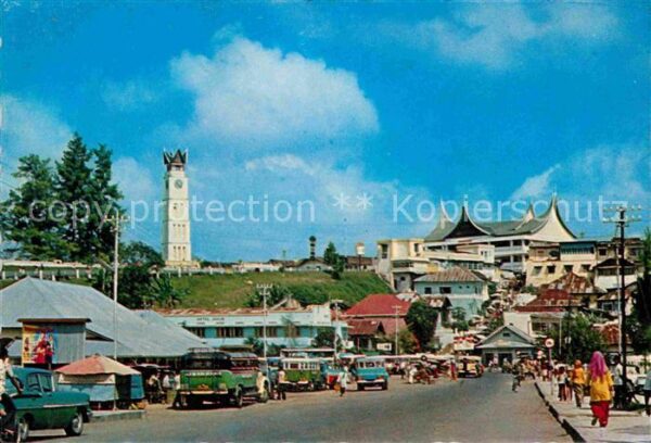 Bukit Tinggi Jam Gadang  Strassenpartie