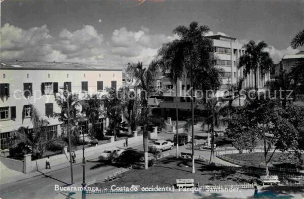 Bucaramanga Costado occidental Parque Santander