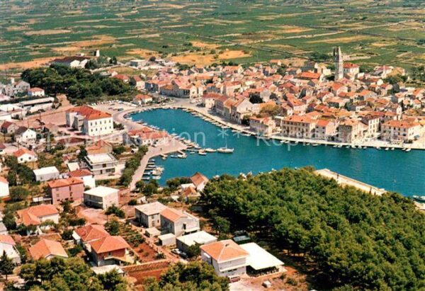 Starigrad Fliegeraufnahme