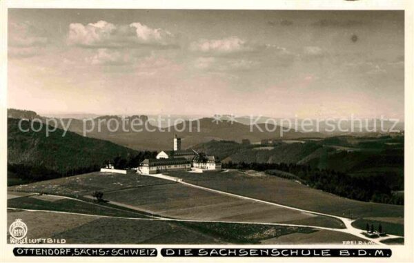 Foto Hahn Nr. 8199 Ottendorf Sachsenschule Fliegerauf