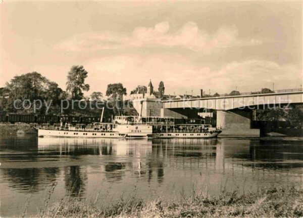 Dampfer Seitenrad Riesa Neue Elbbrücke