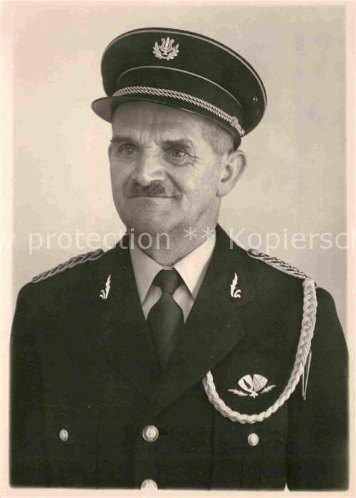 Postbote Brieftraeger