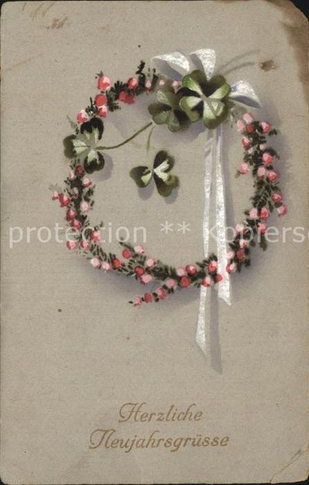 Neujahr Kleeblatt Blumenkranz