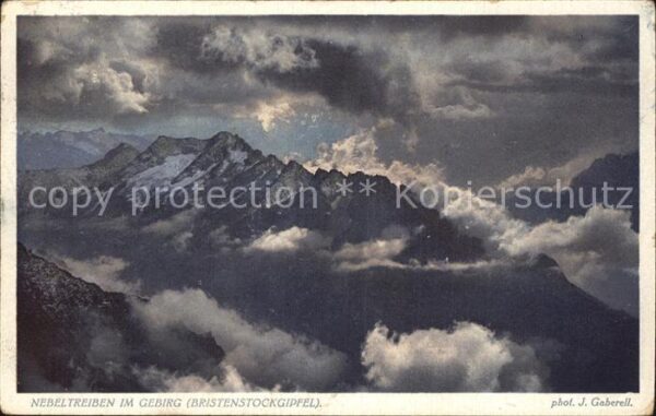 Foto Gaberell J. Nr. 1533 Nebeltreiben im Gebirg Bristenstoc