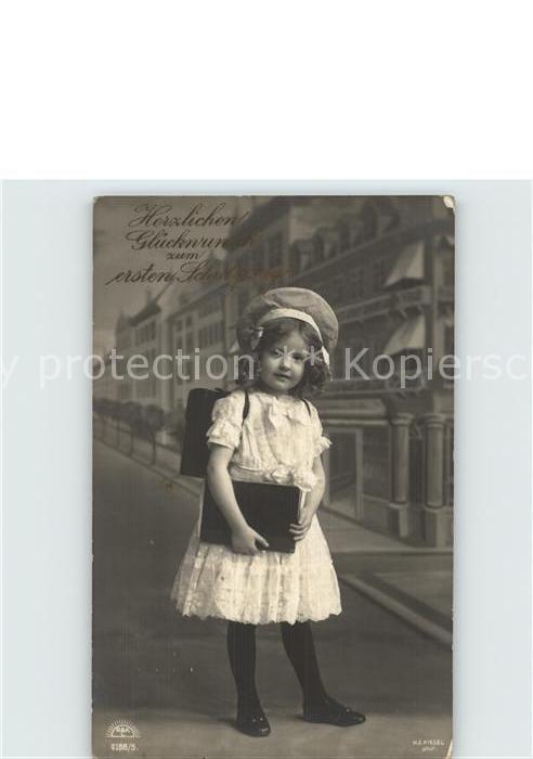 Schule School Ecole Escuela Scuola-- Einschulung Kind Foto-RKL-Paris-Nr.4186