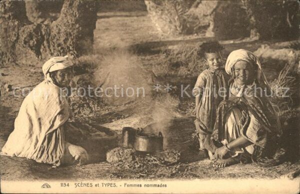 Nomaden Nomades Beduines Typen Scenes et Types Femmes nommades N