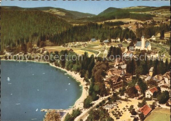 Titisee-Neustadt Fliegeraufnahme See und Ort