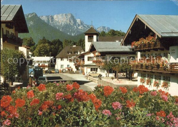 Unterstein Marktschellenberg Strassenansicht mit Untersberg