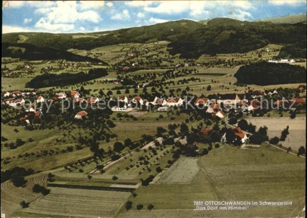 Ottoschwanden Dorf am Himmel Fliegeraufnahme
