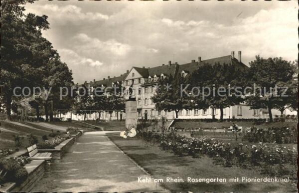 Kehl Rhein Rosengarten mit Pionierdenkmal