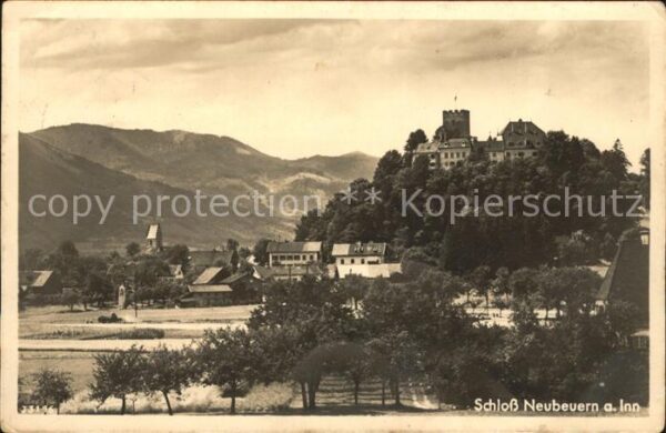 Neubeuern Ortsansicht mit Schloss