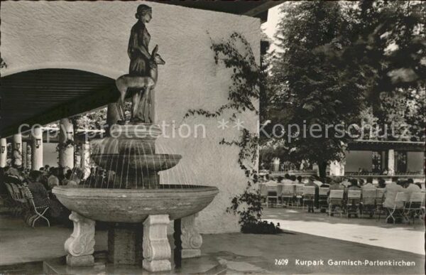 Garmisch-Partenkirchen Kurpark Brunnen Skulptur