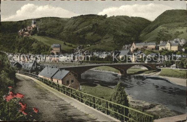 Cochem Mosel Uferpartie an der Mosel Brücke Burg